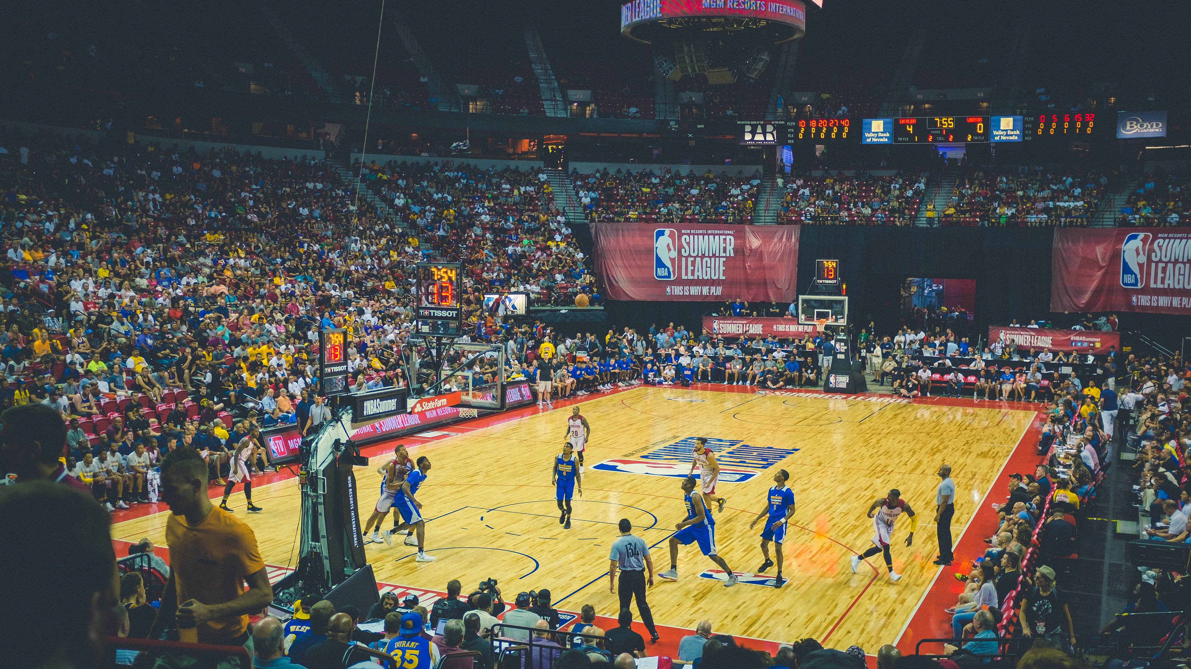 姆巴佩连续五场比赛得分超过大胜，MAD挑战极限！